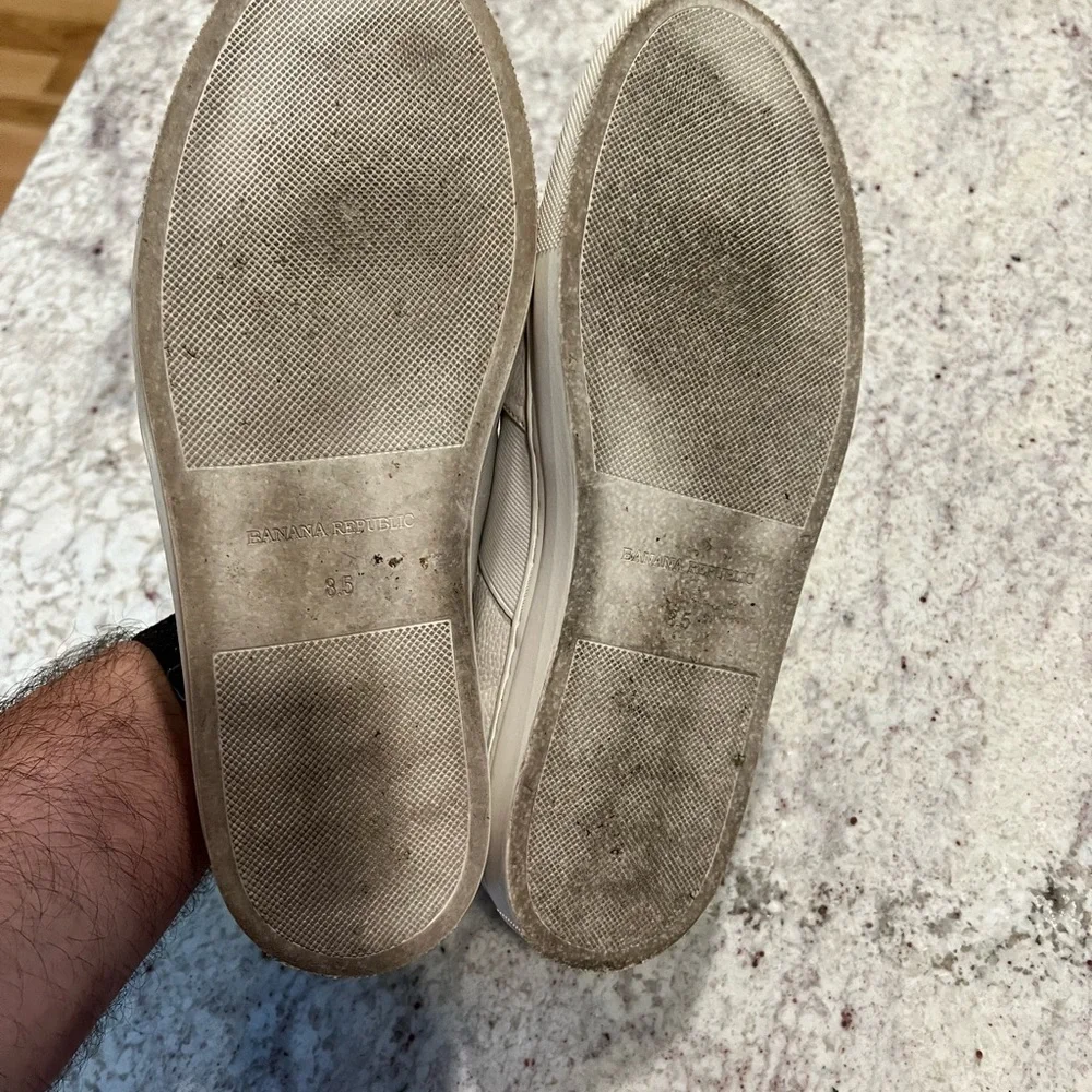 Banana Republic Shoes - 8.5‎